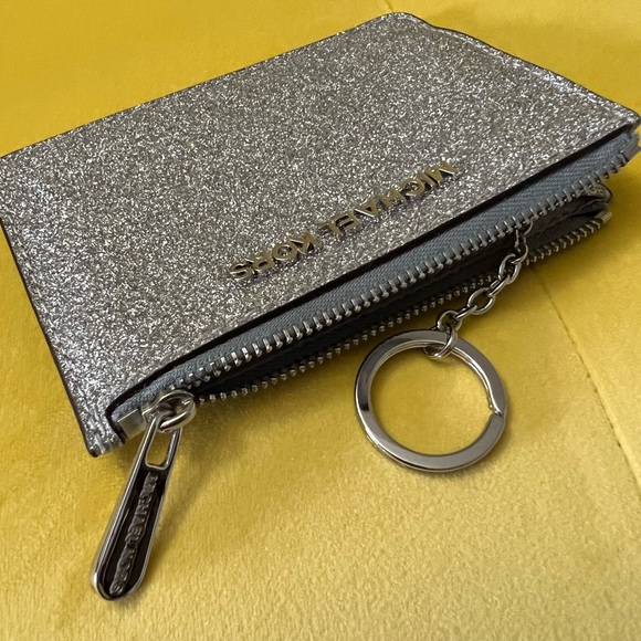 Michael kors Emmy cross body bag with matching wallet - Picture 9 of 11